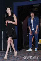 [포토]'통통한혁명', 시사회장에 등장하는 '이소정-이현진'