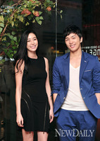 [포토] 이소정-이현진, '통통한혁명'의 자체발광 주연들