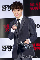 [포토] '점쟁이들' 이제훈, '여기에 좋은 기운이 느껴진다'