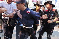 [포토] 민노총결의대회, 민노총-경찰과 충돌?