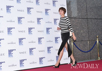 [포토] 보그패션축제, 변정수 '스트라이프룩 입고 등장'..