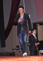 [포토] 영화 '나이트폴' 간담회에 입장하는 배우 '임달화'