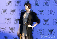 [포토] 이다희, '가을패션제안? 블랙 롱 코트'