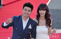 [포토]2012코리아드라마어워즈, MC맡은 '전현무-은정'