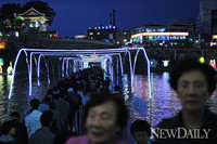 [포토] 진주남강유등축제, 볼거리 놀거리 가득
