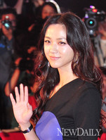 [포토]부산국제영화제, 개막식 사회 맡은 '탕웨이'