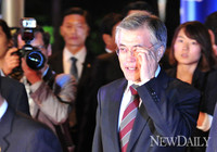 [포토] BIFF찾은 문재인 후보..