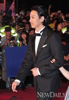 [포토]부산국제영화제, 턱시도가 잘 어울리는 남자..김남길