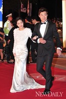 [포토]부산국제영화제, 흑과 백의 조화 '이희준-김고은' 커플