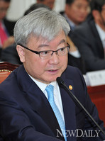 [포토]금융위 국정감사, 발언하는 김 위원장..