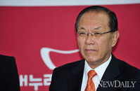 [포토] 황우여 새누리당 선대위원장..