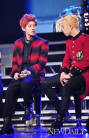 [포토] 논란 8개월 만에 '닐리리맘보'로 컴백!! 블락비