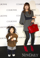 [포토] 이윤미-딸 주아라, '엄마와 함께 청담 스타일!!'