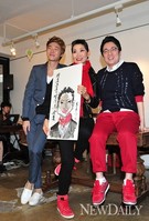 [포토] 새누리당 '김성주-김상민' 드레스 코드는 레드!!