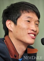 [포토] 결혼 앞둔 복서 '한순철' 모교 강단에 서다!!