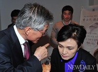 [포토] 강금실 전 장관 찾은 문재인 후보..