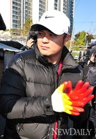 [포토] 추신수가 야구장갑 대신 목장갑 낀 이유?