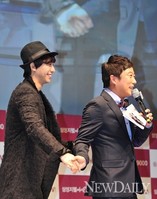 [포토]삼성 지펠아삭, '이승기-이수근' 친분과시..