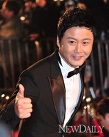 [포토]청룡영화상, 공형진 오늘 기분은 최고!