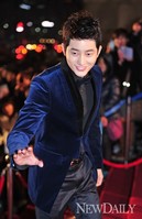 [포토]청룡영화상, 박시후 파란 재킷 입고 등장