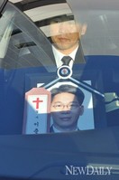 [포토] 마지막 길 떠나는 故 이춘상 보좌관