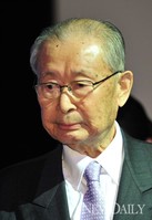 [포토]제23회 시장경제대상시상식,공로 부문 '백선엽'씨 수상