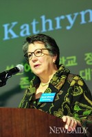 [포토]제23회 시장경제대상시상식, 캐스린 특별상 수상