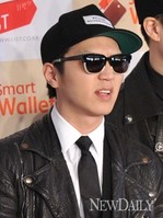 [멜론뮤직어워드] 이단옆차기, 