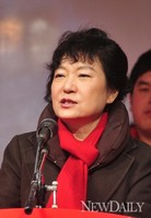 [포토]D-5, 신촌 유세 현장..시민들로 인산인해