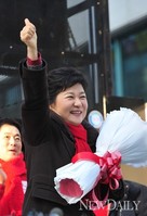 [포토]D-2,  군포 산본 찾은 박근혜 후보