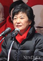 [포토]D-1, 광화문 연설하는 박근혜 후보