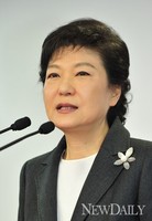 [포토]첫여성대통령, 박근혜 당선자의 대국민인사