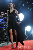 [포토]KBS연기대상, 김남주 '워킹도 시원 시원'