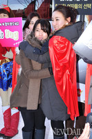 [포토]박지영 아나운서, '여성팬에게도 인기 만점'