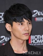 [포토] 그냥 '조각'..원빈 비오템옴므 모델 발탁