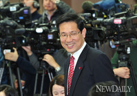 [포토]대통령인수위원회, 입장하는 박선규 대변인