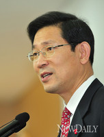 [포토]대통령인수위원회, 브리핑하는 박선규 대변인