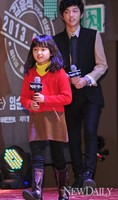 [포토]남쪽으로튀어, 4000대 1 경쟁률 뚫은 꼬마 얼짱..박사랑