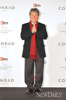 [포토]엄홍길 대장, '엄태웅 결혼식에 히말라야 기운 팍팍~!!