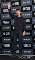 [포토]'잭리처' 톰 쿠르즈, 역시 친절한 톰 아저씨~!