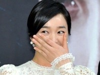 [포토]'야왕' 수애, '퍼스트레이디 답게 웃음도 품위 있게'