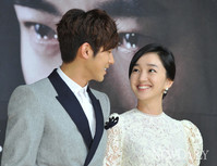 [포토]'야왕' 눈빛 주고받는 유노윤호-수애