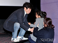 [포토]7번방의선물, '박원상 가정적인 모습 훈훈~!'