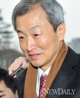 [포토]인수위 방문한 안호영 외교부 1차관