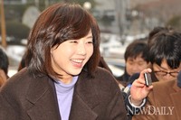 [포토]인수위원회, 출근하는 조윤선 대변인