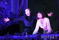 [포토]뮤지컬 레베카, '옥주현-임혜영-신영숙' 열연