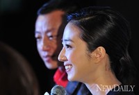 [포토]말할수없는비밀의 그녀..'계륜미' 한국 방한 