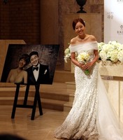 [포토] ‘결혼’ 소유진, 취재진 향해 ‘눈웃음 작렬’