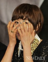 [포토]7급공무원 '귀요미 포스 최강희'