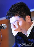 [포토] 박재홍 끝내 눈물..은퇴 후 야구해설가로 변신